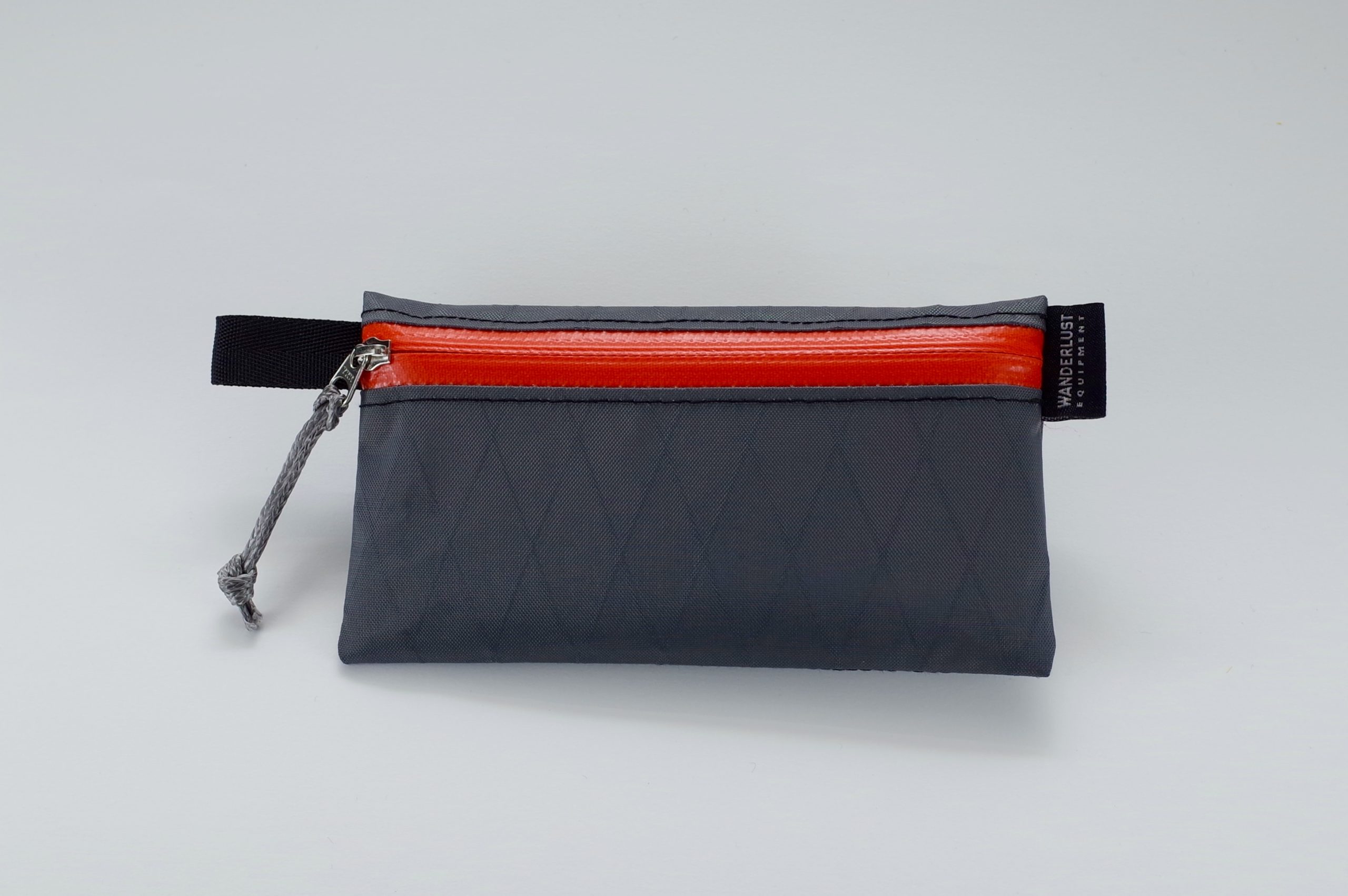 iPhone6を収納できる横長サイズ